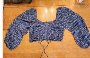 Lyn Burches Floral Ruched Puff Sleeve Crop Top Medium